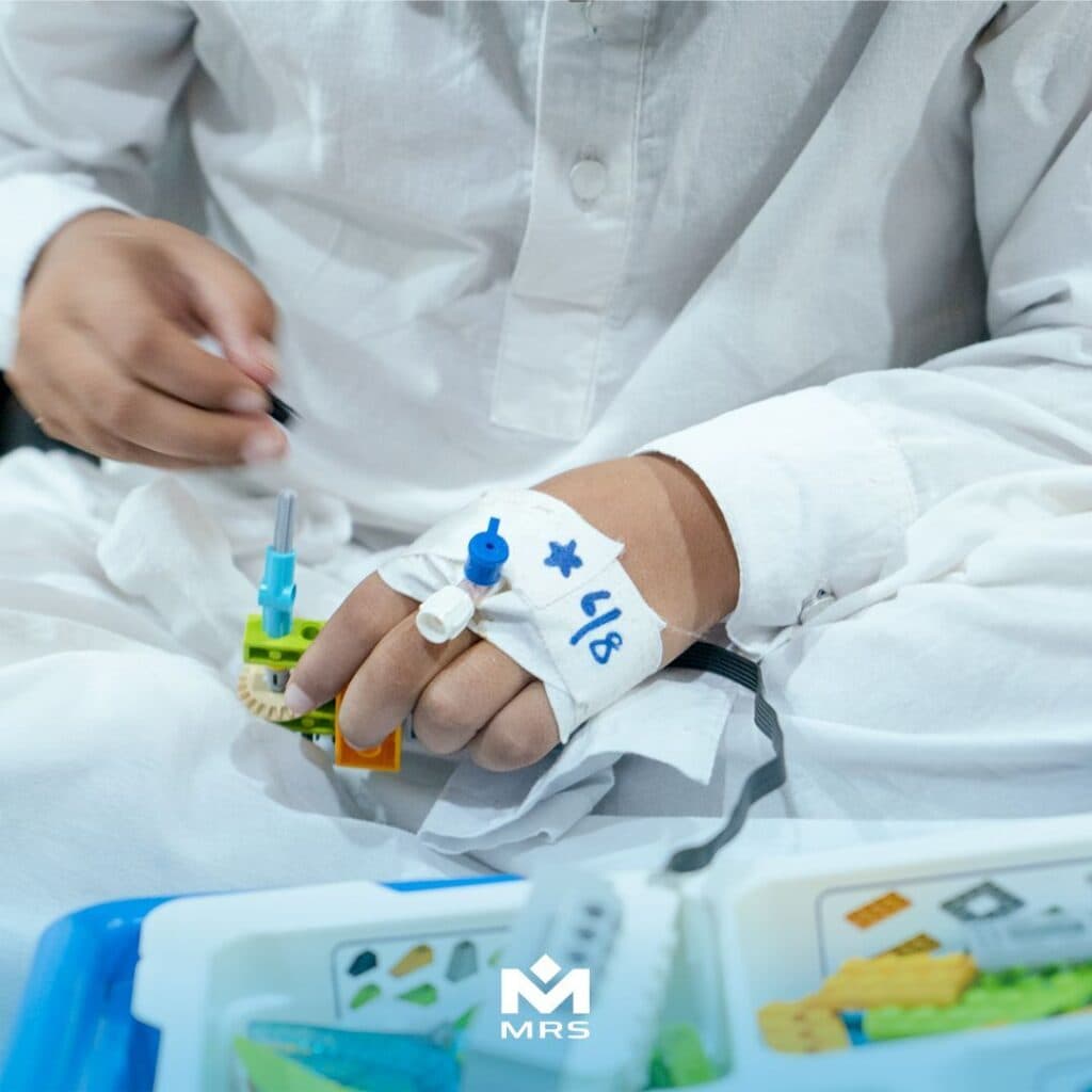 Brave cancer patient child using his creative mind to build robot using Legos | MRS Technologies