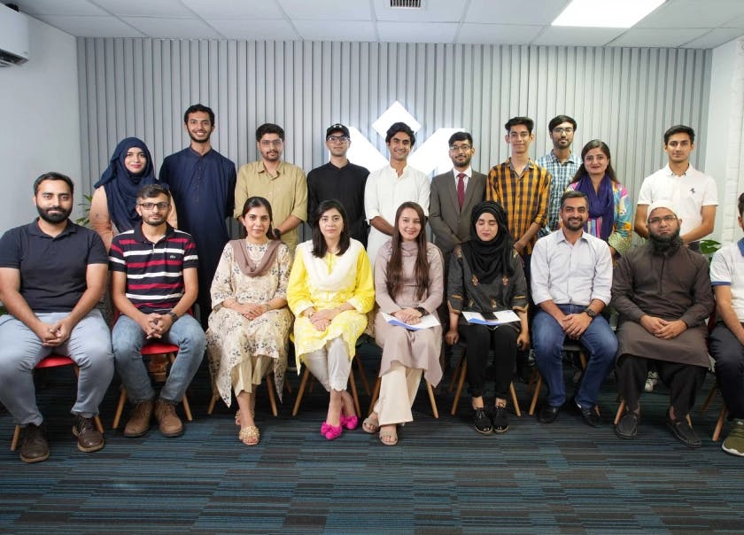 Group photo at the closing of MRS Internship Program 2022 where all the Mentors and interns are together - MRS Summers Internship Program | MRS Technologies Pakistan